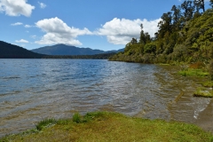 lake_paringa_01