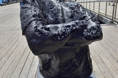 sculpture_on_the_finger_warf_01