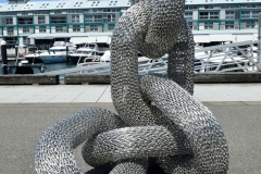 sculpture_on_the_finger_warf_03