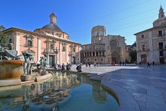 Plaza_de_la_Virgen_01