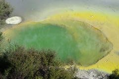 wai-o-tapu_02