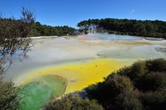 wai-o-tapu_03